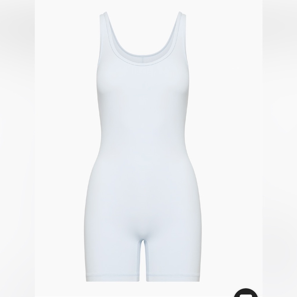 Aritzia TNA shake it romper in cruise blue. Size medium. NWOT